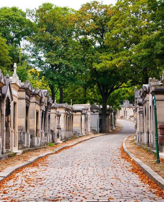 The World’s Most Visited Gravesites